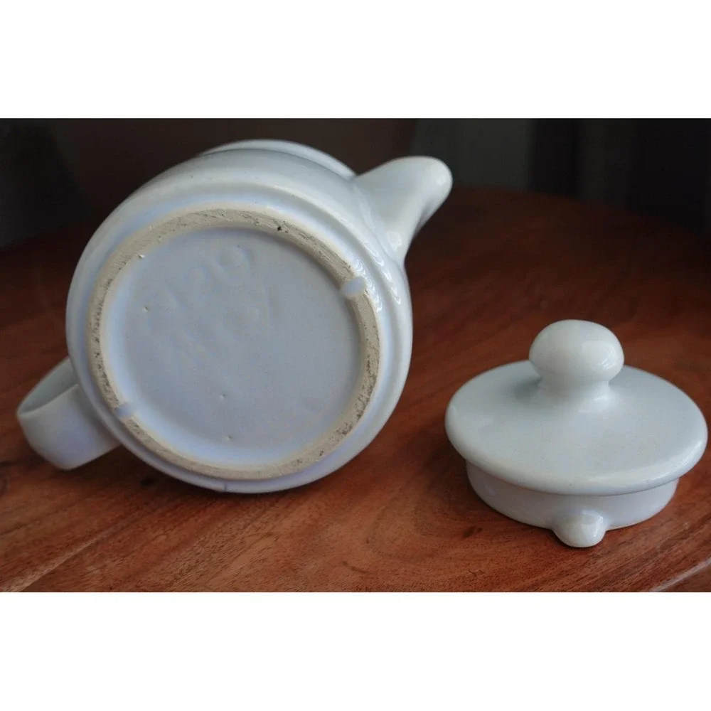 McCoy Pottery Small Ceramic Teapot with‎ Lid